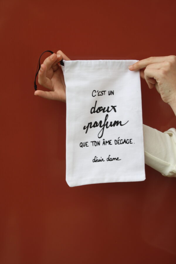 C'est un doux parfum que ton âme dégage.